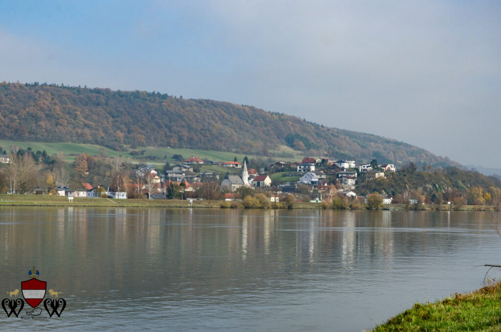 The river Danube at Pöchlarn