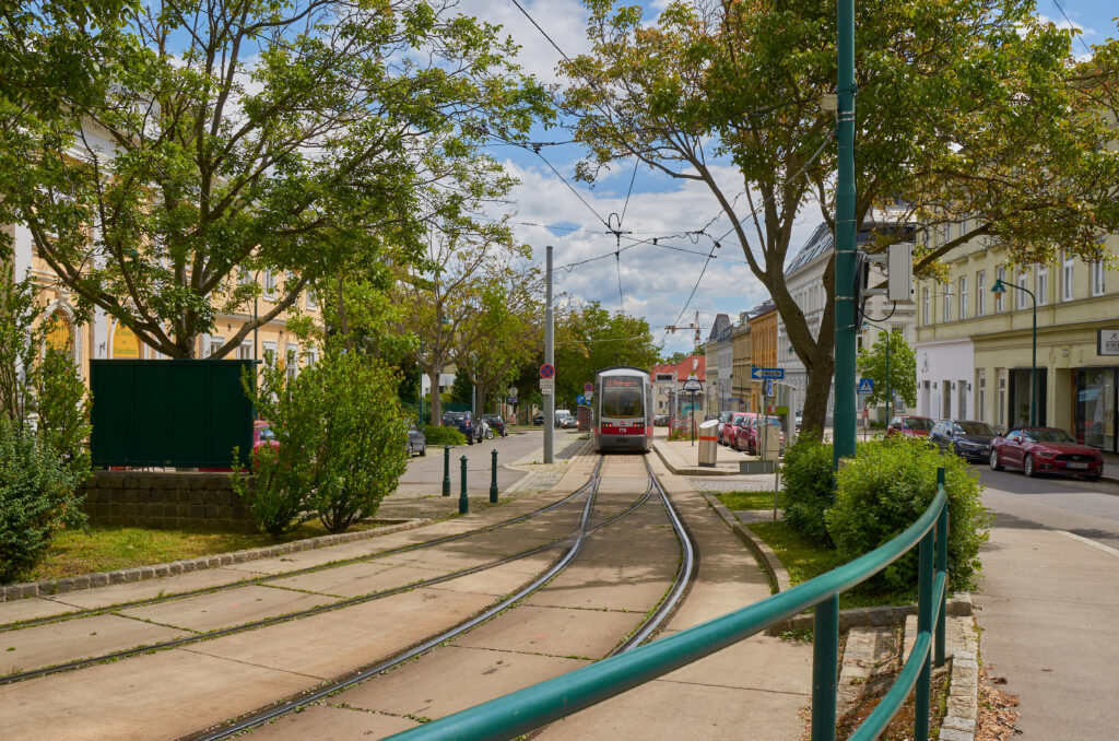 Nußdorf Tramstop, Vienna